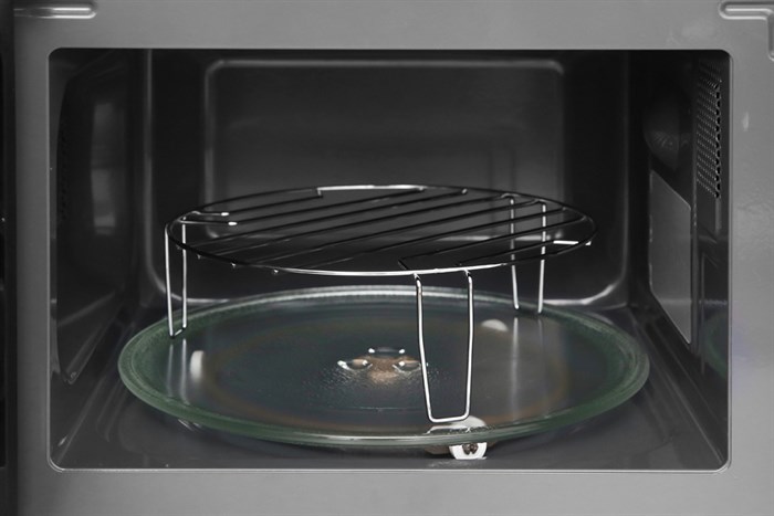 Lò vi sóng có nướng Panasonic NN-GM24JBYUE 20 lít Màu Đen