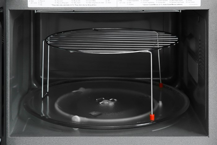 Lò vi sóng có nướng Panasonic NN-GT65JBYUE 31 lít Màu Đen