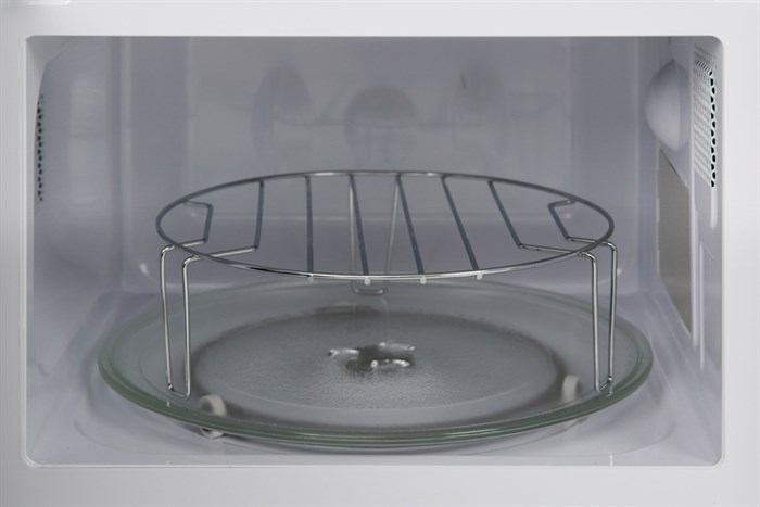 Lò vi sóng có nướng BlueStone MOB-7716 20 lít Màu Bạc