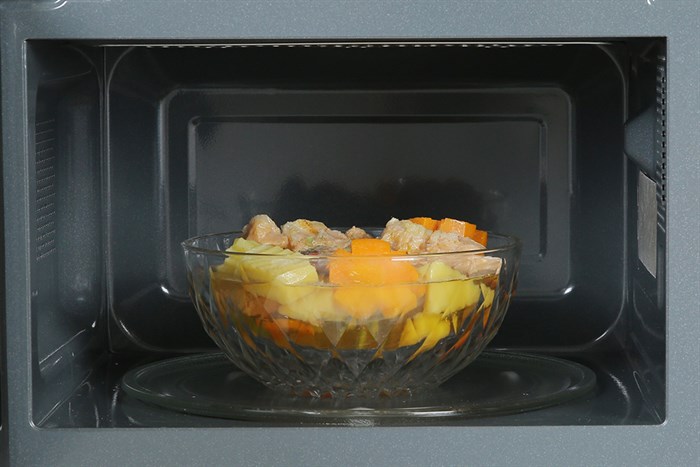 Lò vi sóng có nướng Sharp R-G228VN-SL 20 lít Màu Đen - Bạc