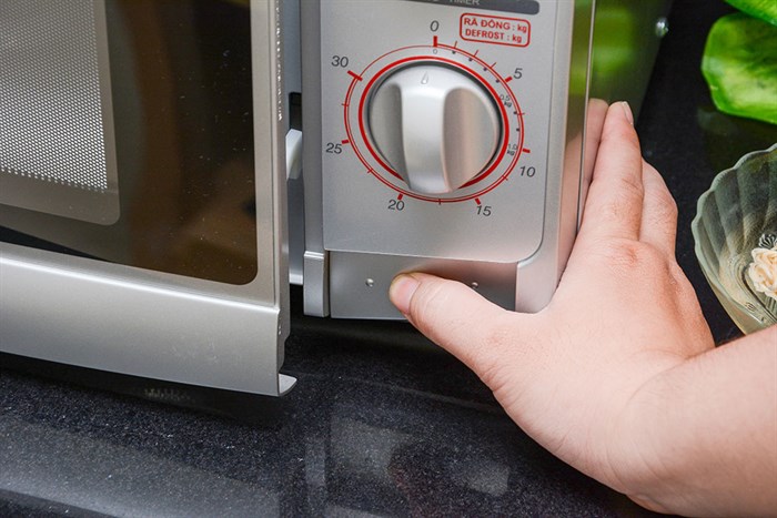 Lò vi sóng Sharp R-21A1(S)VN 22 lít Màu Xám