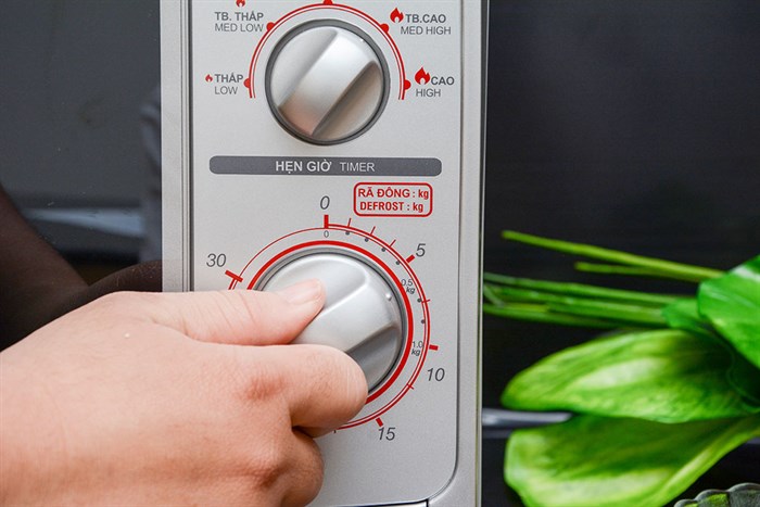 Lò vi sóng Sharp R-21A1(S)VN 22 lít Màu Xám