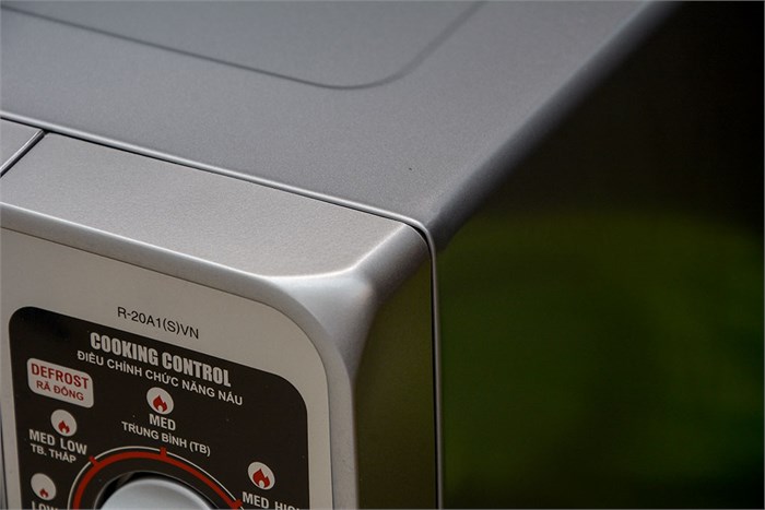 Lò vi sóng Sharp R-20A1(S)VN 22 lít Màu Đen - Xám