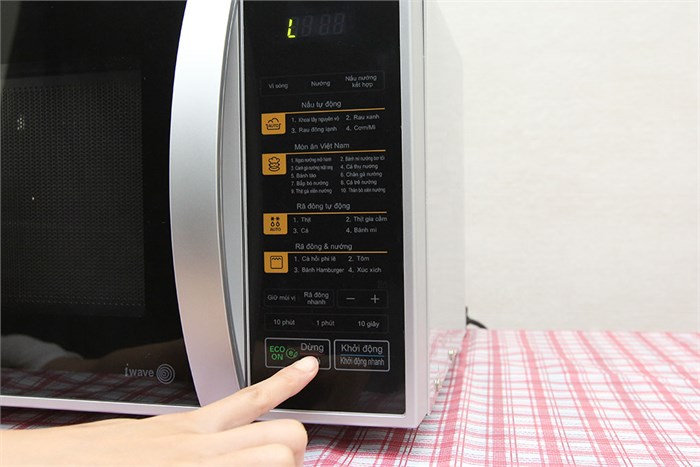 Lò vi sóng LG MH6342B 23 lít Màu Trắng - Đen