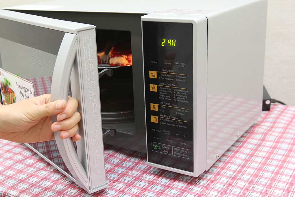 Lò vi sóng LG MH6342B 23 lít Màu Trắng - Đen