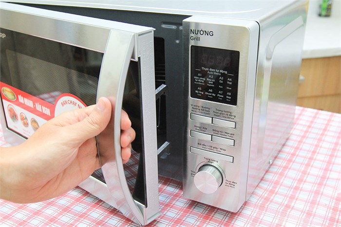 Lò vi sóng có nướng Sharp R-G620 VN (ST) 20 lít Màu Inox