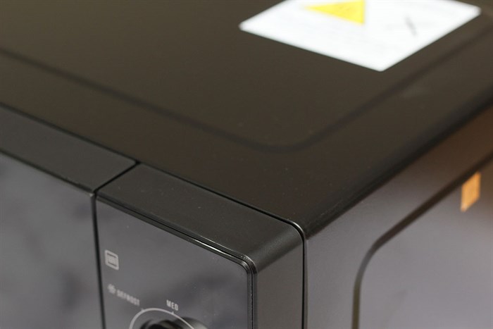 Lò vi sóng có nướng Electrolux EMM2318X 23 lít Màu Đen