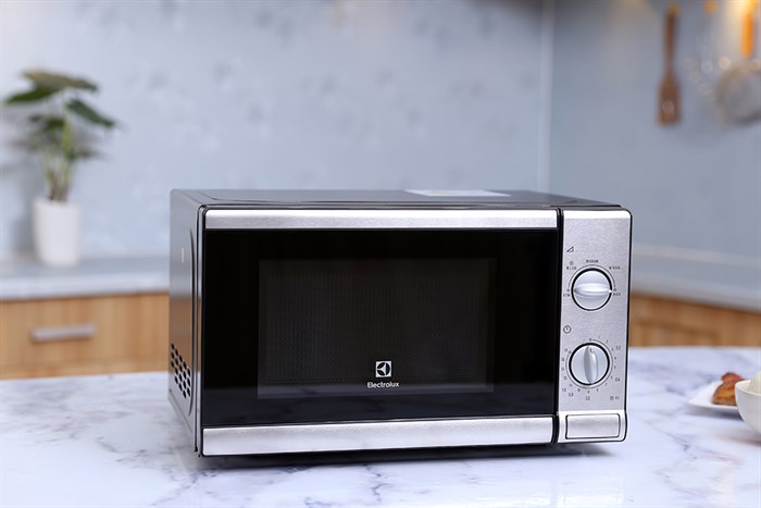 Lò vi sóng Electrolux EMM2026MX 20 lít Màu Xám