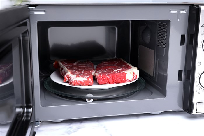 Lò vi sóng Electrolux EMM2026MX 20 lít Màu Xám