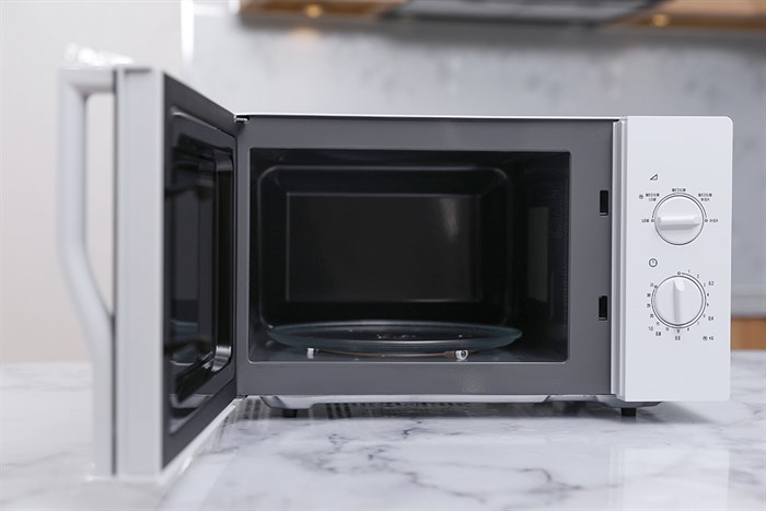 Lò vi sóng Electrolux EMM2322MW 23 lít Màu Trắng