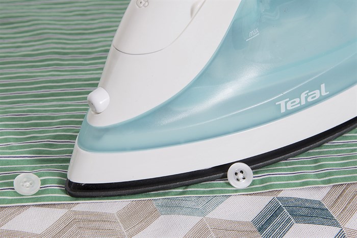 Bàn ủi hơi nước Tefal FV1424L0 1300W Màu Trắng - Xanh