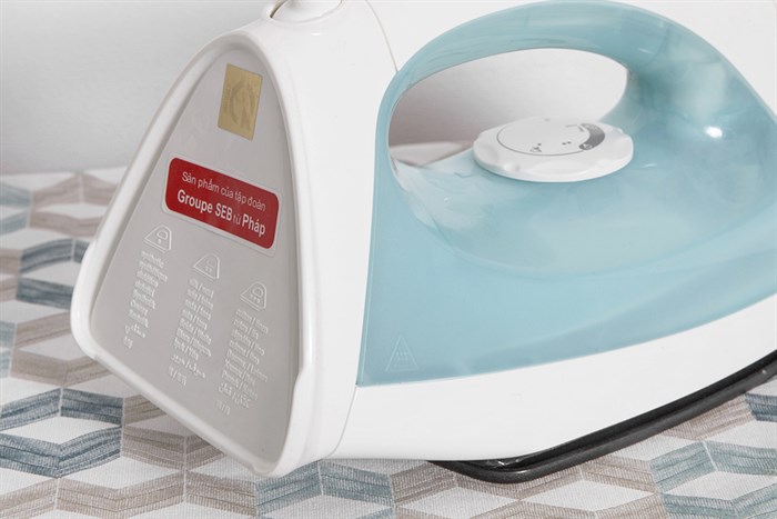 Bàn ủi hơi nước Tefal FV1424L0 1300W Màu Trắng - Xanh