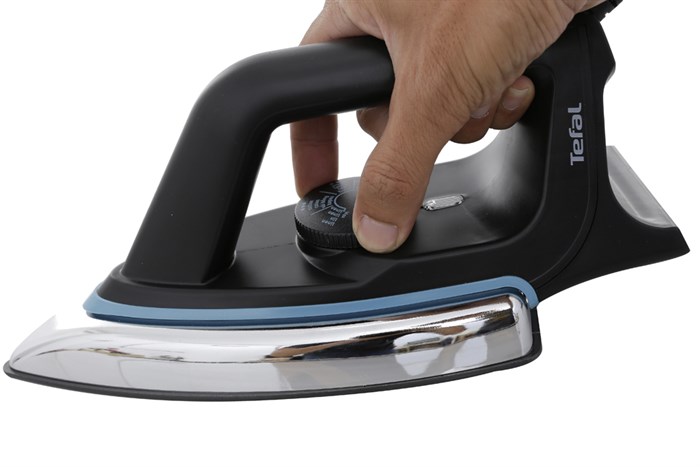 Bàn ủi khô Tefal FS2920L0 1200W Màu Đen