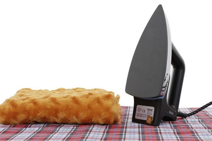 Bàn ủi khô Tefal FS2920L0 1200W Màu Đen