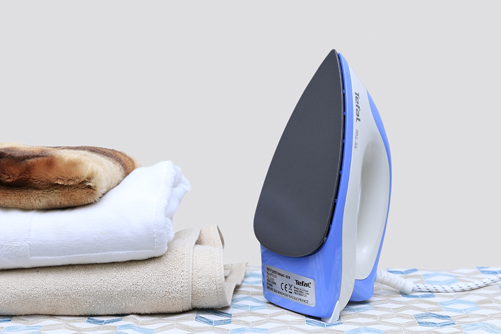 Bàn ủi khô Tefal FS2525E0 Màu Trắng - Xanh
