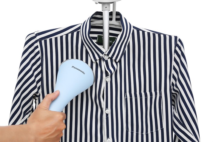 Bàn ủi hơi nước đứng Panasonic NI-GSE050ARA 1800W Màu Xanh dương nhạt