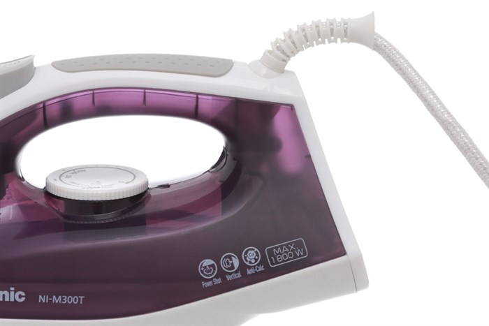 Bàn ủi hơi nước Panasonic NI-M300TVRA 1800W Màu Tím