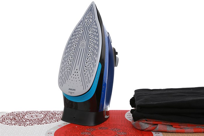 Bàn ủi hơi nước Philips GC3920 2500W Màu Xanh Dương