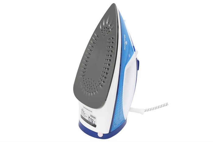Bàn ủi hơi nước BlueStone SIB-3806 2400W Màu Xanh Dương