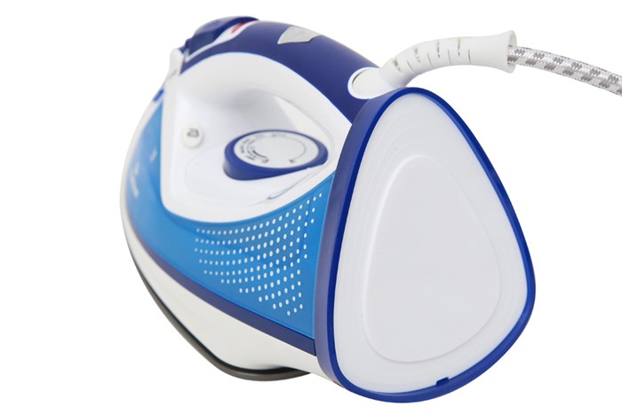 Bàn ủi hơi nước BlueStone SIB-3806 2400W Màu Xanh Dương