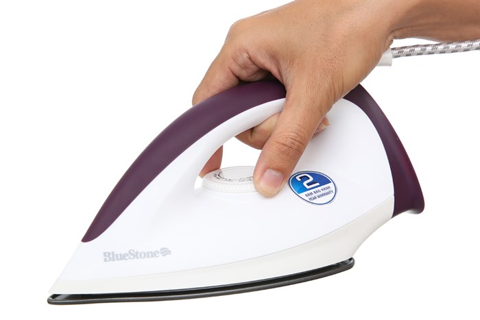 Bàn ủi khô BlueStone DIB-3726 1300W Màu Trắng - Tím