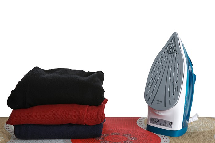 Bàn ủi hơi nước Philips GC1756 2000W Màu Xanh ngọc