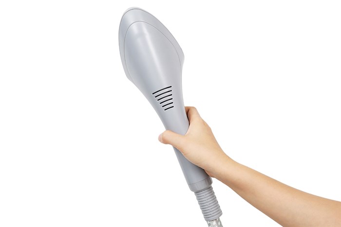 Bàn ủi hơi nước đứng Kangaroo KG-75B6 1580W Màu Vàng