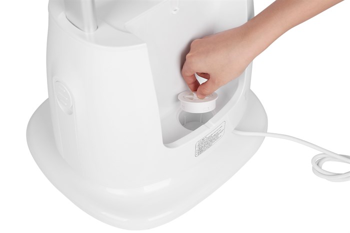 Bàn ủi hơi nước đứng Kangaroo KG-75B8 1580W Màu Trắng