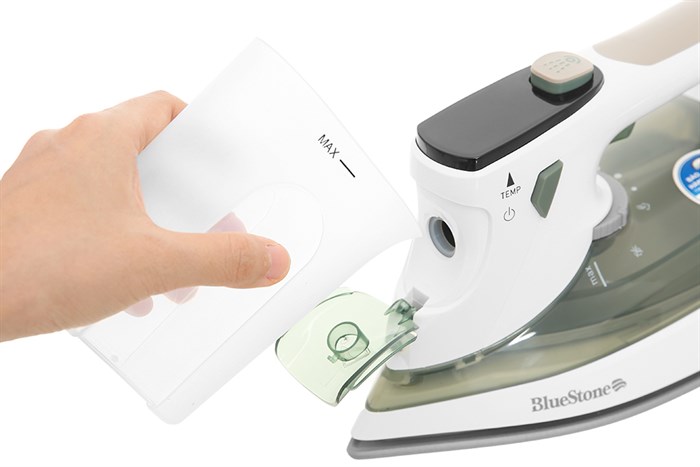 Bàn ủi hơi nước BlueStone SIB-3879 2400W Màu Trắng - Xanh lá