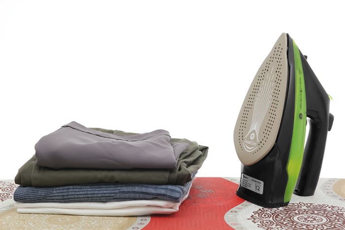 Bàn ủi hơi nước không dây Mishio MK-230 2400W Màu Xanh lá