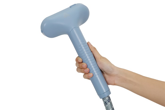 Bàn ủi hơi nước đứng Electrolux E5GS1-55DB 1300W Màu Trắng - Xanh