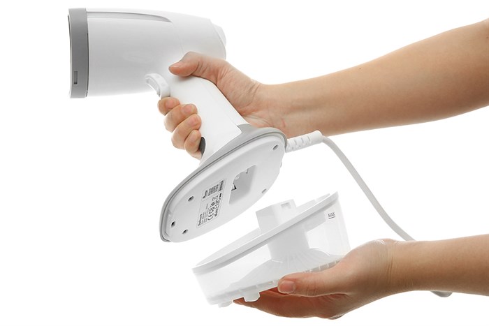 Bàn ủi hơi nước cầm tay BlueStone GSB-4031 1630W Màu Trắng