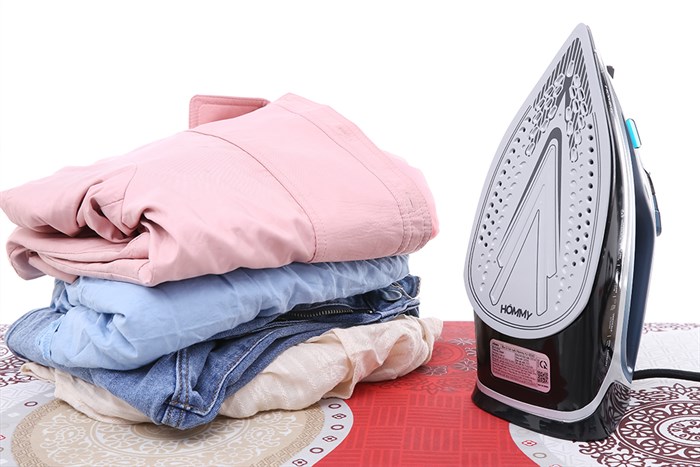 Bàn ủi hơi nước Hommy HJ-8060 2200W Màu Xanh Dương