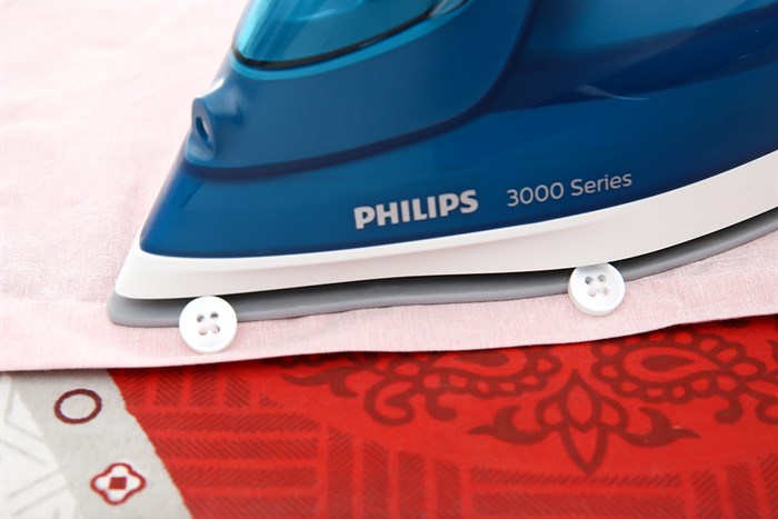Bàn ủi hơi nước Philips DST3040/70 2600W Màu Xanh dương đậm