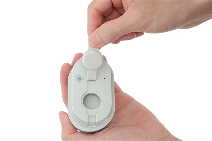 Bàn ủi hơi nước cầm tay AVA HJ-3016 1400W Màu Xanh mint