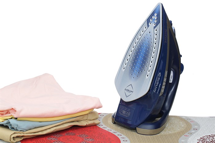Bàn ủi hơi nước Tefal Smart Protect Plus FV6872E0 2800W Màu Xanh Navy