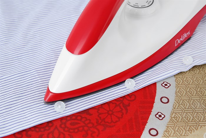 Bàn ủi khô Delites RC-01 1000W Màu Trắng - Đỏ