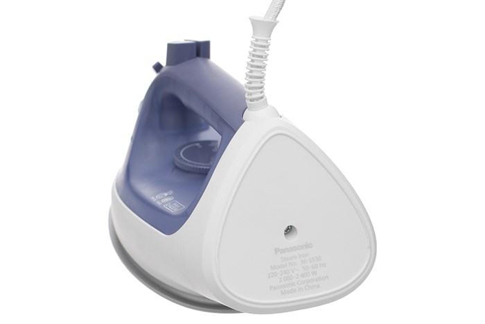 Bàn ủi hơi nước Panasonic NI-S530ARA 2400W Màu Xanh