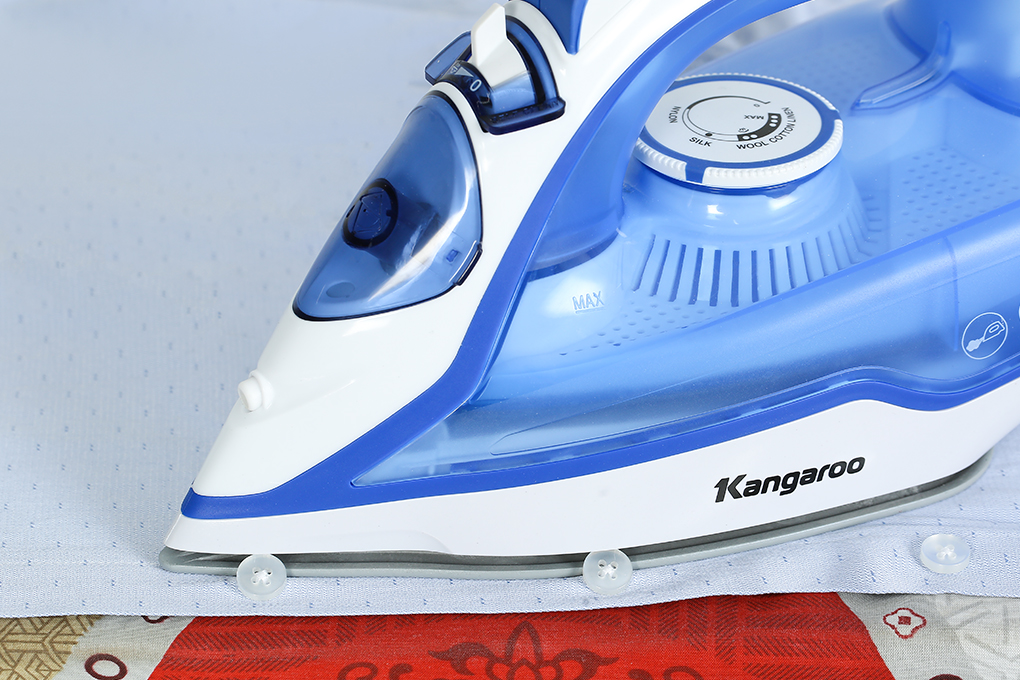 Bàn ủi hơi nước Kangaroo KGSI2200 2200W Màu Xanh Dương
