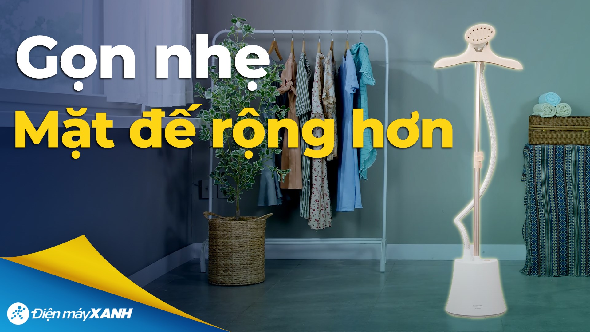 Bàn ủi hơi nước đứng Panasonic NI-GSG060WRA 2000W