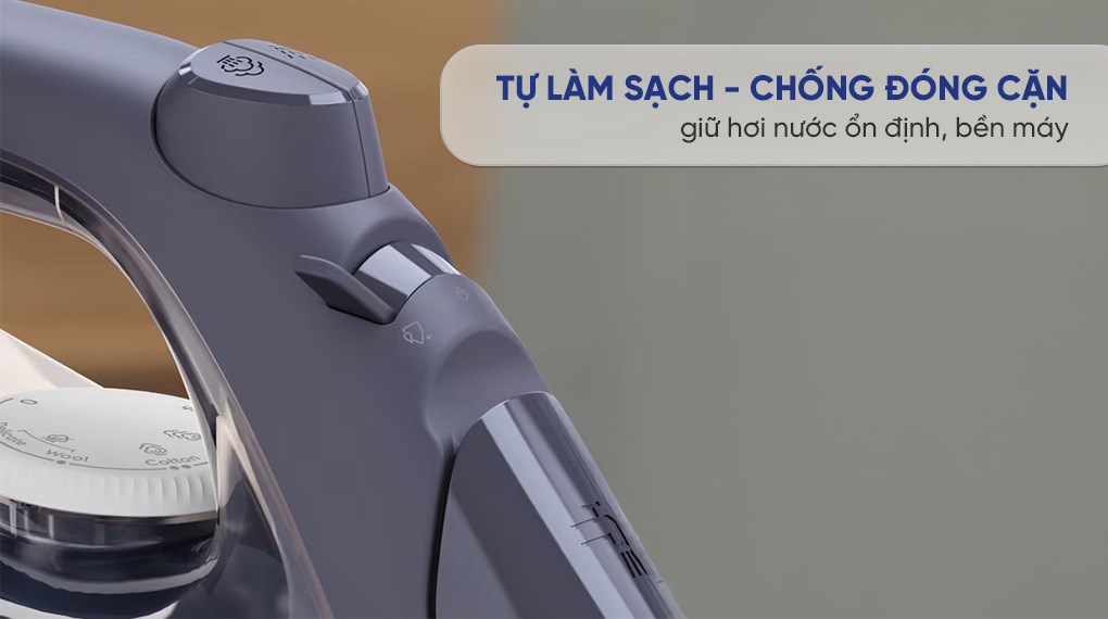 Bàn ủi hơi nước Electrolux E6SI3-61NW 2400W