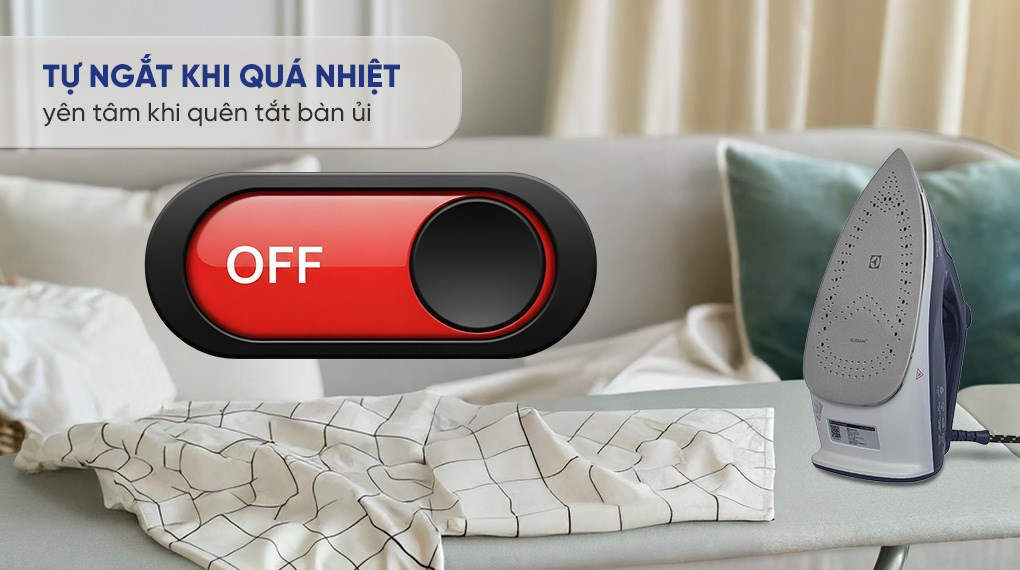 Bàn ủi hơi nước Electrolux E6SI3-61NW 2400W