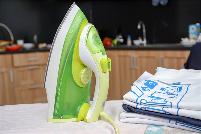 Bàn là hơi nước Philips GC3720 Màu Xanh lá