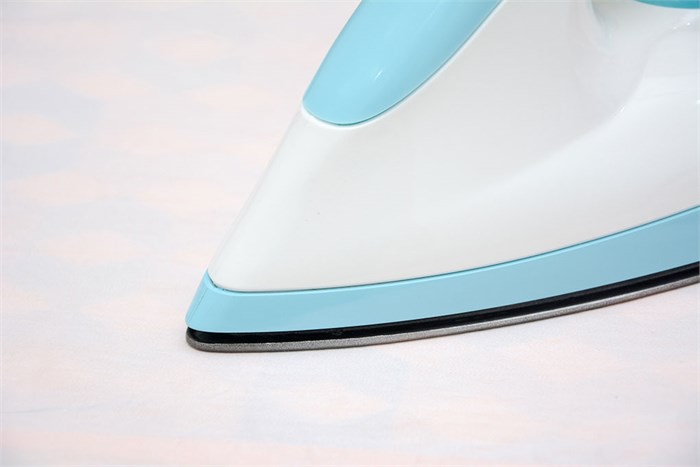 Bàn ủi khô Electrolux EDI120