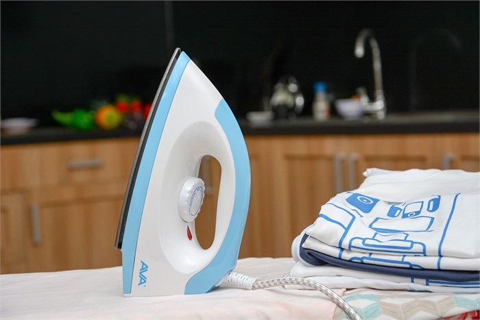 Bàn ủi khô AVA A-IR10D1