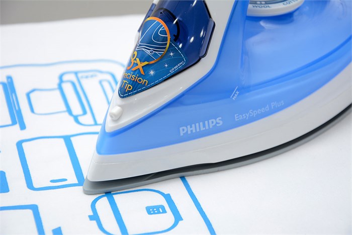 Bàn ủi hơi nước Philips GC2046 Màu Trắng - Xanh