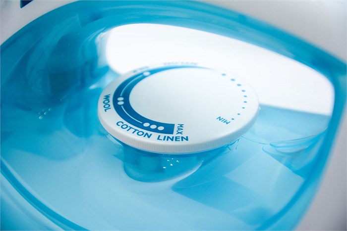 Bàn ủi hơi nước Philips GC1028 Màu Trắng - Xanh