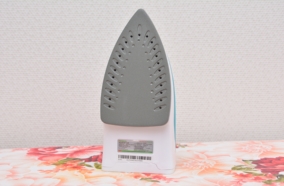 Mặt đế bàn ủi phủ lớp men chống dính Teflon<br>