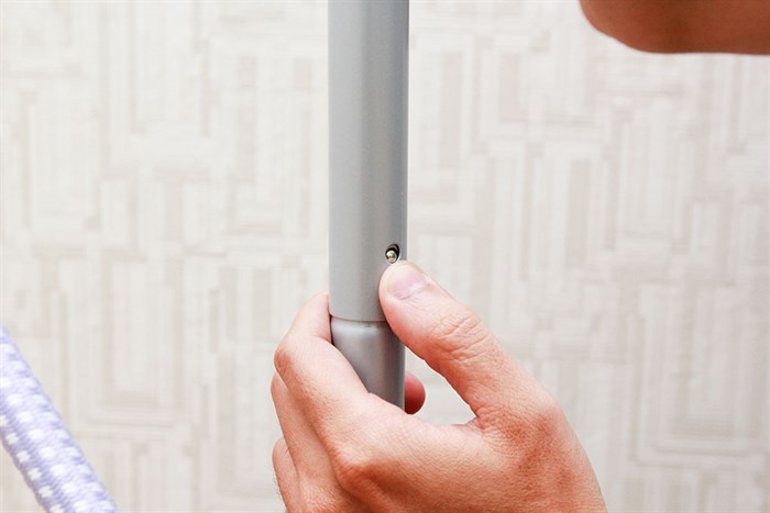 Bàn ủi hơi nước đứng Philips GC536 Màu Trắng - Tím