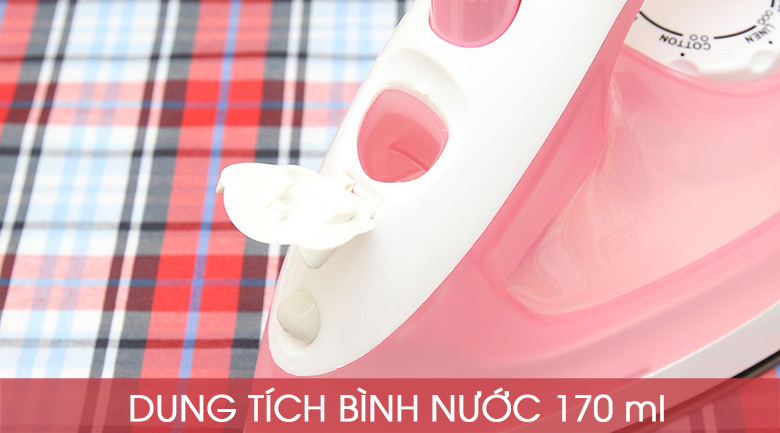 Dung tích bình nước lớn - Bàn ủi hơi nước Pensonic PSI-1007